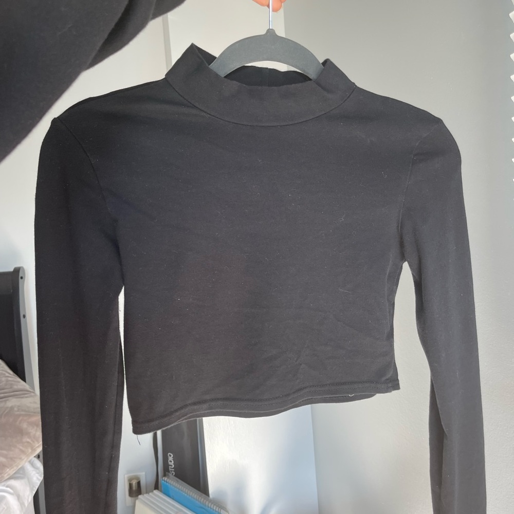 PLT Half Turtle Neck Long Sleeve Crop